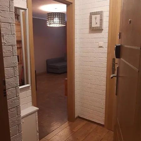 Kawalerka Stefana Zeromskiego 62 브로츠와프
